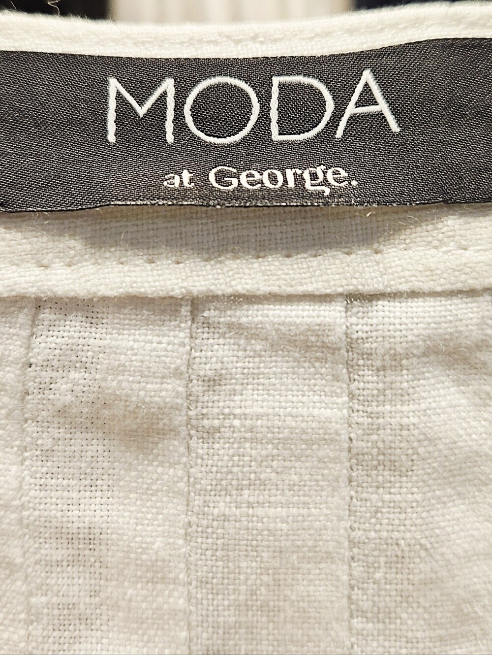 Moda White Pintuck Button-Front Scoop Neck Linen Blouse Sz US 14 - Picture 2 of 7